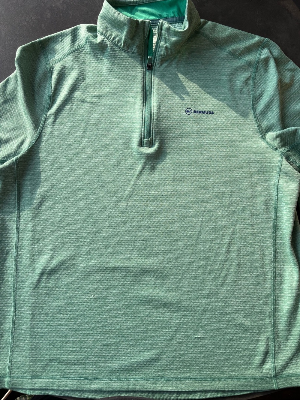 Vineyard Vines Men's Mint Green Quarter-Zip Pullover with Bermuda Logo